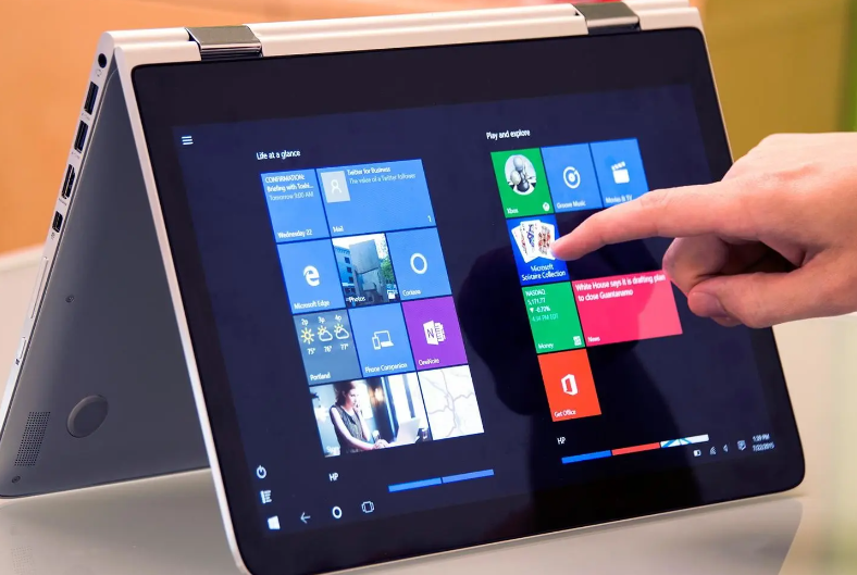 Intelligent Living: Leveraging Windows 10 Tablets for Smart Homes